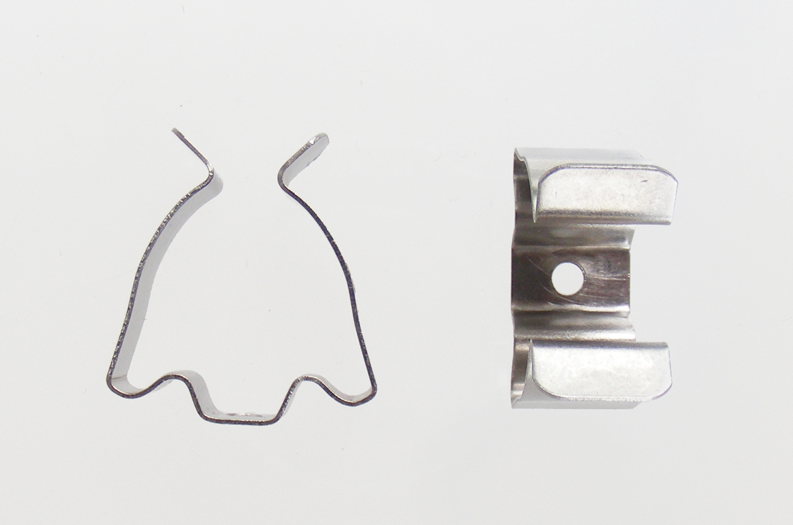 Montageclip 12 mm Metall-Ausführung 
Mounting clip 12 mm metal version 